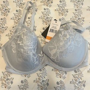 NWT - Natori Bra in Light Blue/ Frost in Size 34DD